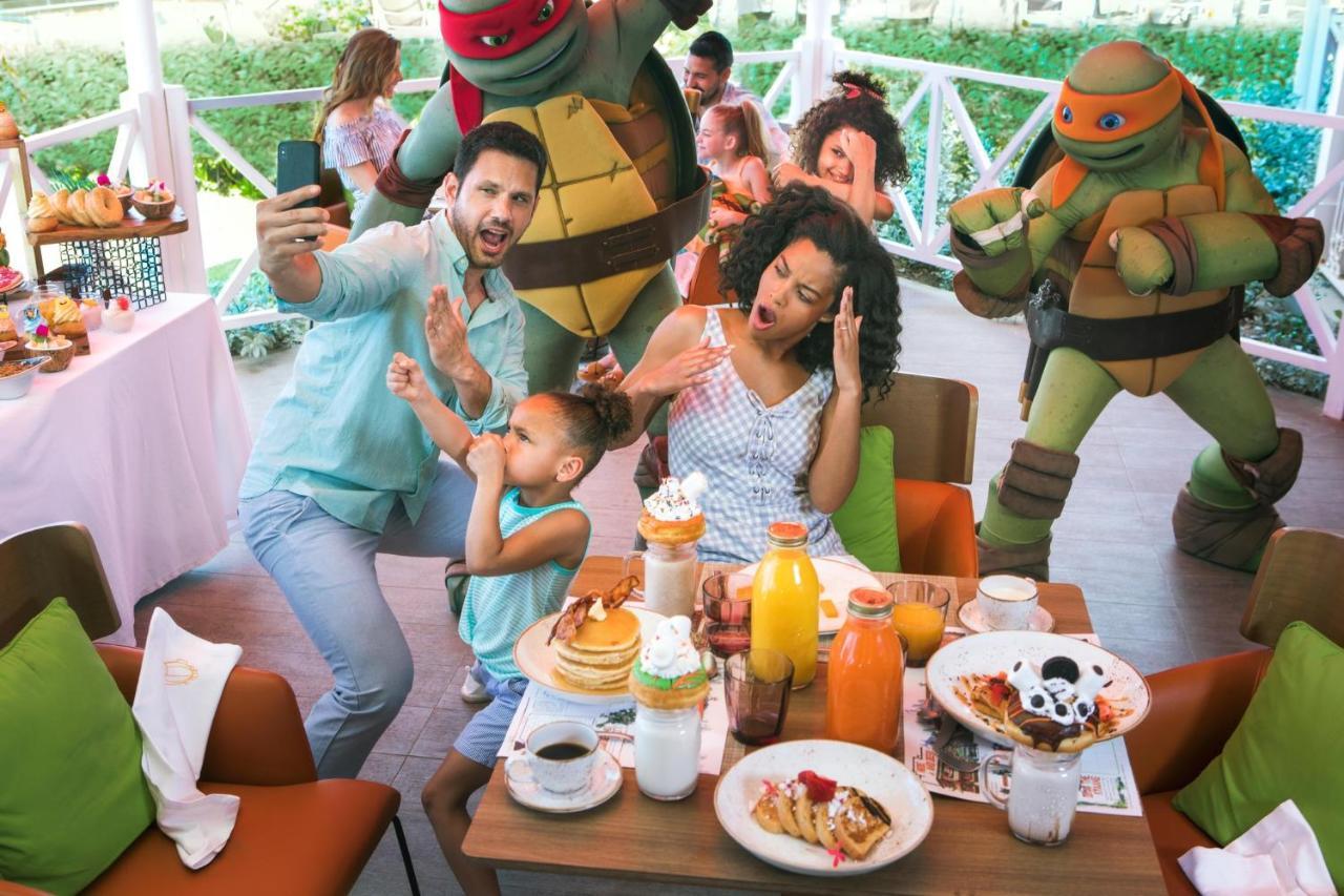 Nickelodeon Hotels & Resorts Punta Cana Kültér fotó Teenage Mutant Ninja Turtles at the Nickelodeon Suites Resort