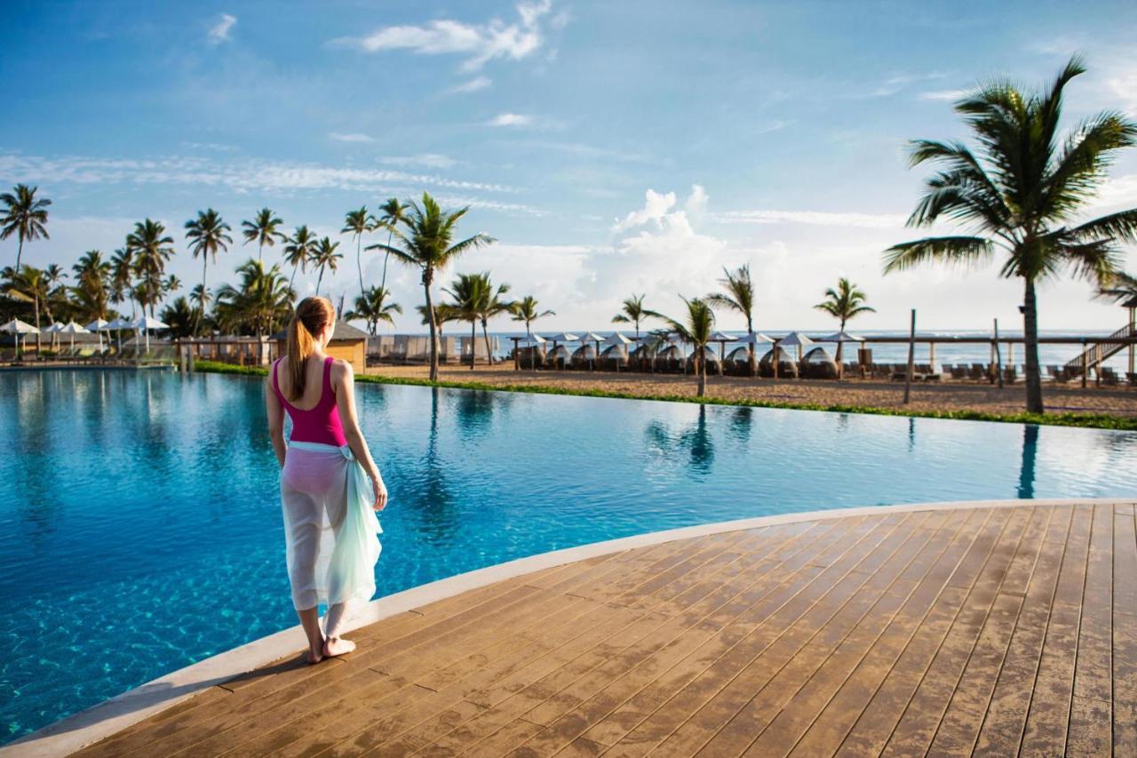 Nickelodeon Hotels & Resorts Punta Cana Kültér fotó The pool at the resort