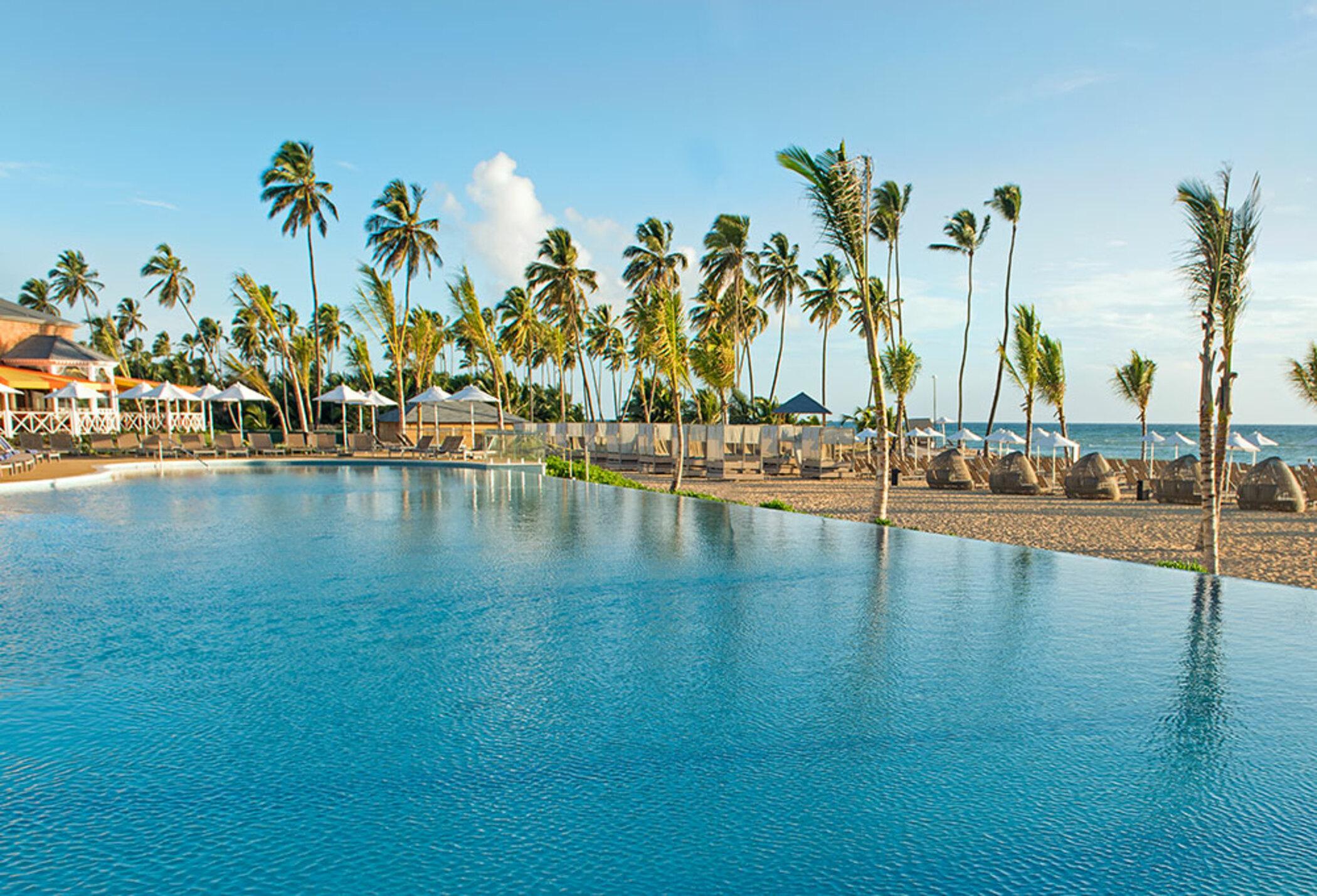 Nickelodeon Hotels & Resorts Punta Cana Kültér fotó The beach at the Iberostar Grand Hotel Bávaro